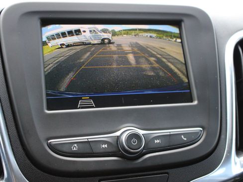 Used 2019 Chevrolet Equinox LT w/ Driver Convenience Package FWD image 38