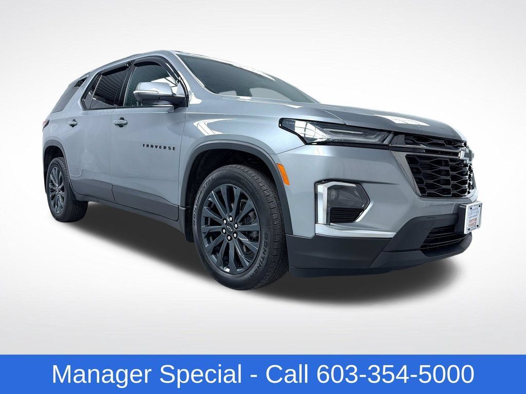 Used 2023 Chevrolet Traverse RS AWD/4WD image 1