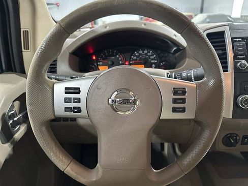 Used 2017 Nissan Frontier SV image 21