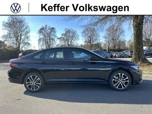 New 2026 Volkswagen Jetta Sport FWD image 6