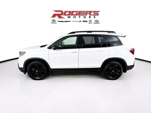 Used 2025 Honda Passport Black Edition image 4