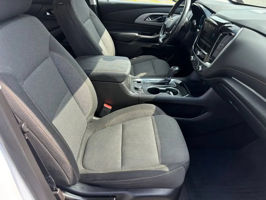 Used 2019 Chevrolet Traverse LT AWD/4WD image 19
