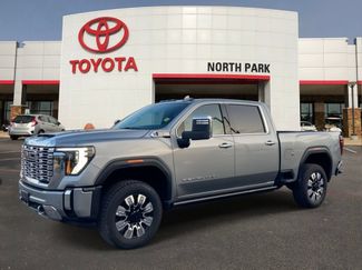 Used 2024 GMC Sierra 2500 Denali w/ Denali Reserve Package AWD/4WD video 1
