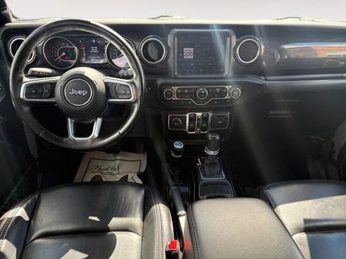 Used 2021 Jeep Wrangler Unlimited Sahara AWD/4WD image 10