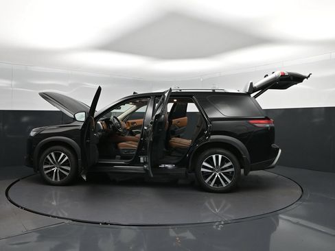 Used 2023 Nissan Pathfinder Platinum w/ Cargo Package FWD image 47