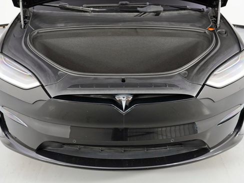 Used 2022 Tesla Model X Plaid image 8