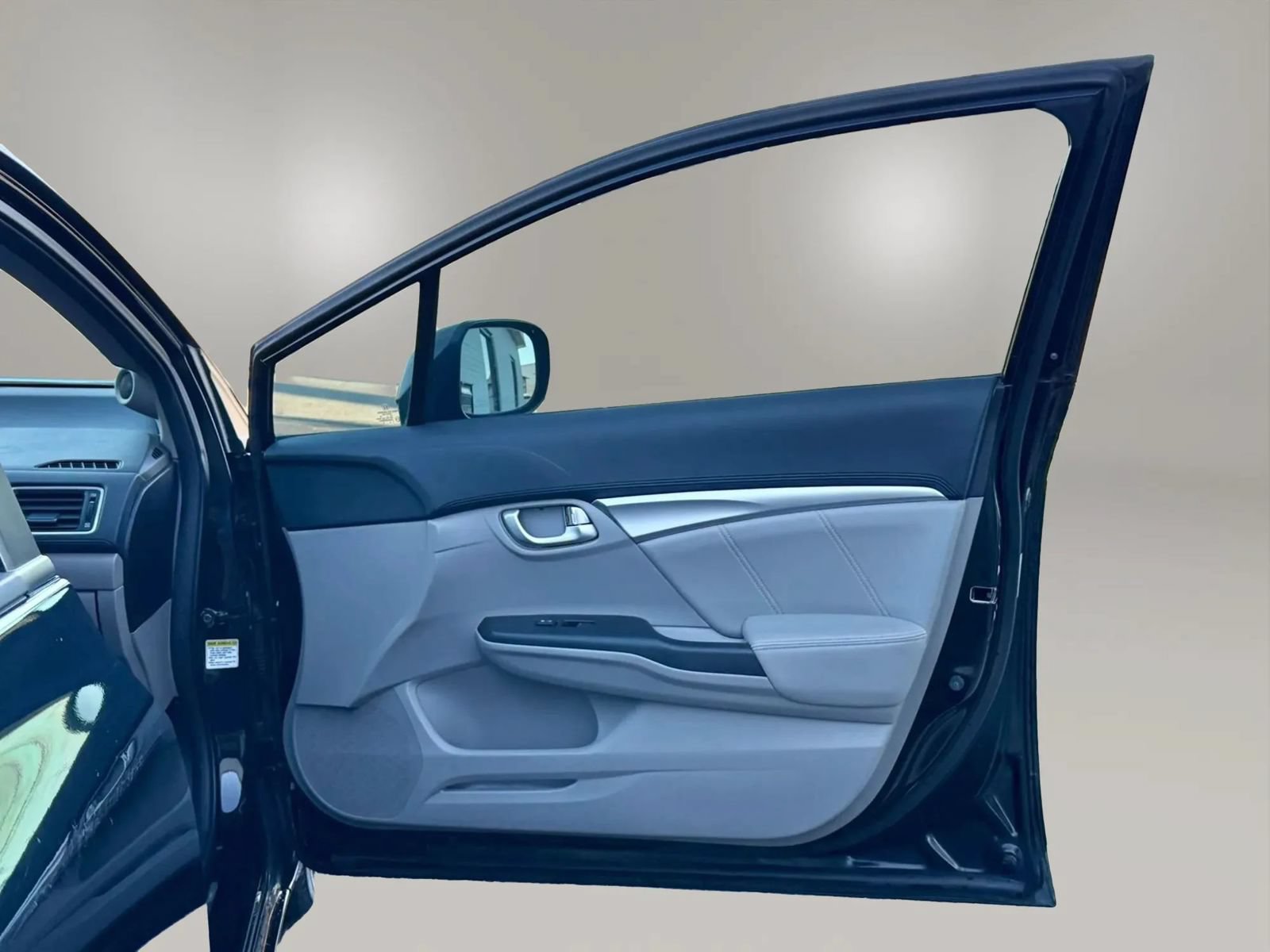 Used 2013 Honda Civic Hybrid Sedan image 18