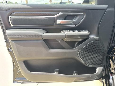 New 2026 RAM 1500 4x4 Crew Cab image 18