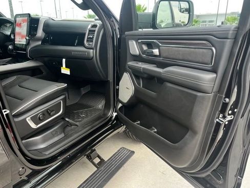 New 2026 RAM 1500 Laramie AWD/4WD image 21
