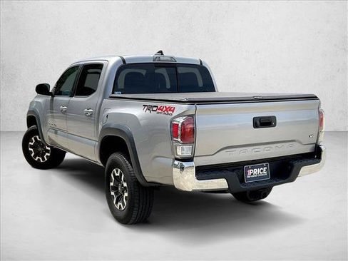 Used 2020 Toyota Tacoma TRD Off-Road AWD/4WD image 12