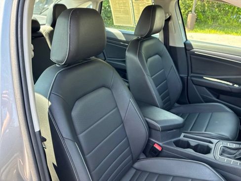 Used 2024 Volkswagen Jetta SE FWD image 33