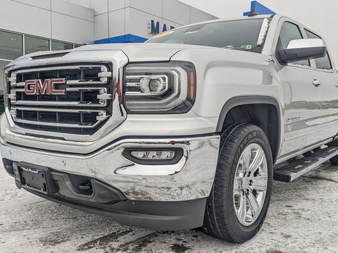 Used 2018 GMC Sierra 1500 SLT image 13
