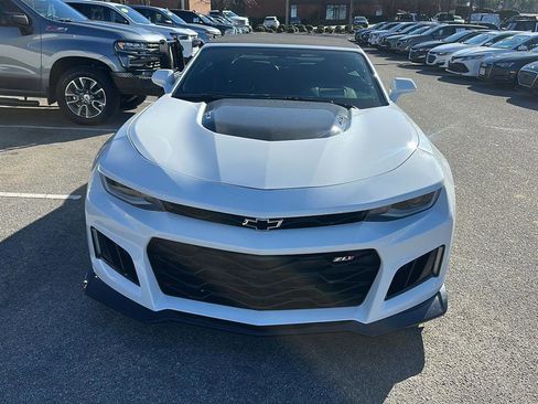 Used 2023 Chevrolet Camaro ZL1 image 2