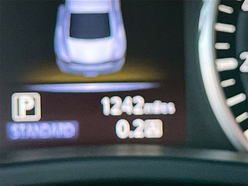 Used 2022 INFINITI Q60 3.0t Luxe w/ Cargo Package image 12