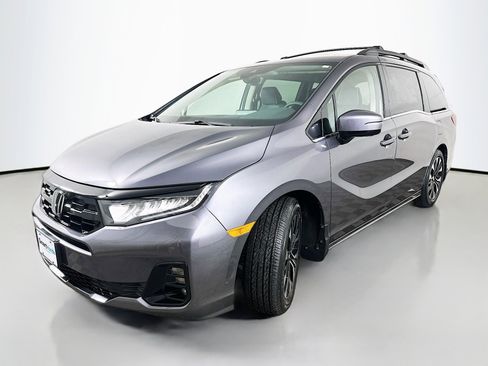 New 2026 Honda Odyssey Elite image 3