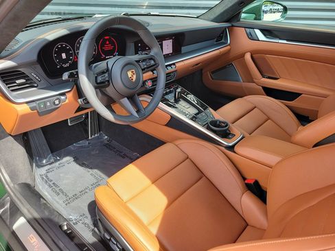 Certified 2026 Porsche 911 Carrera S RWD image 4