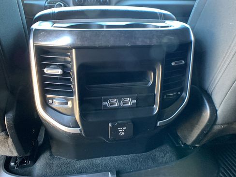 Used 2021 RAM 1500 Big Horn image 27