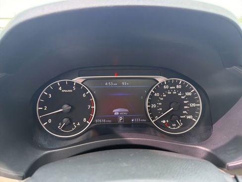 Used 2021 Nissan Altima 2.5 SV w/ SV Premium Package AWD/4WD image 7