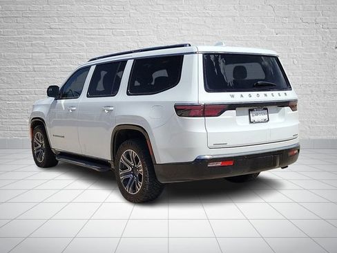 Used 2023 Jeep Wagoneer Series II w/ Flexible Seating Group AWD/4WD image 3