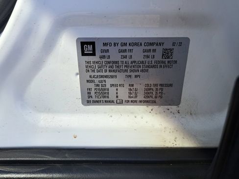 Used 2022 Buick Encore Preferred AWD/4WD image 32