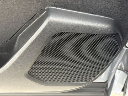 Used 2023 Toyota Highlander Bronze Edition FWD image 26