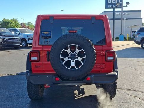 Used 2022 Jeep Wrangler Unlimited Rubicon AWD/4WD image 5