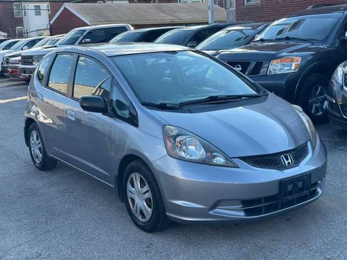 Used 2010 Honda Fit image 3