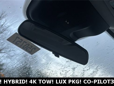 New 2025 Ford Maverick XLT w/ Equipment Group 301A image 20