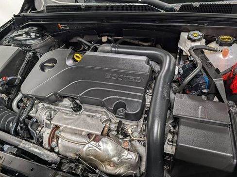 Used 2024 Chevrolet Malibu LT w/ Midnight Edition image 24