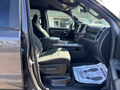 Used 2022 RAM 1500 Big Horn AWD/4WD image 29