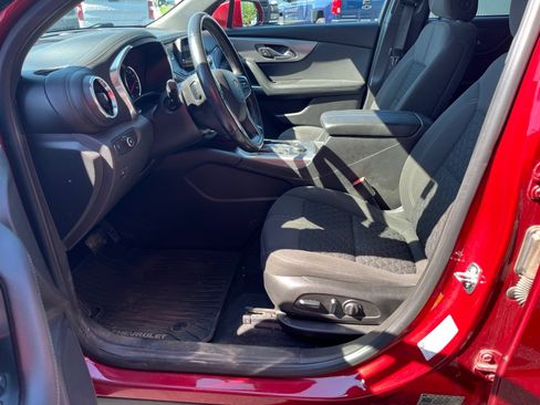 Used 2019 Chevrolet Blazer LT AWD/4WD image 16