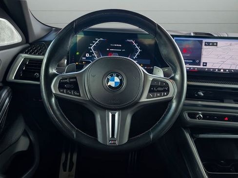 Used 2024 BMW X6 M60i AWD/4WD image 30