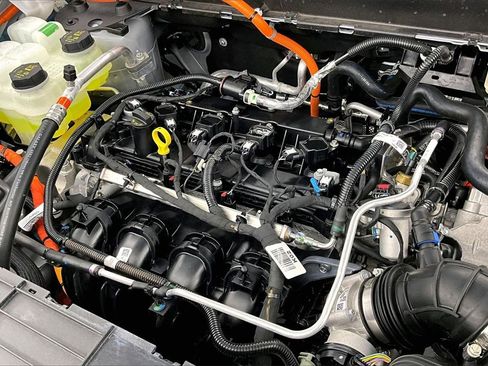 Used 2025 Ford Maverick XLT image 35