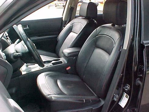 Used 2012 Nissan Rogue SL AWD/4WD image 15