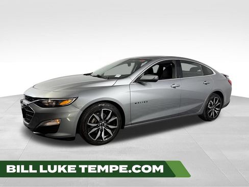 Used 2025 Chevrolet Malibu RS FWD image 1