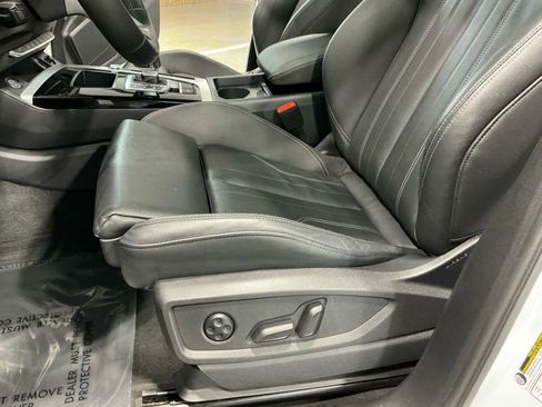 Used 2025 Audi Q5 2.0T Premium image 26
