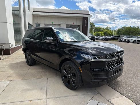 New 2026 Lincoln Navigator Black Label AWD/4WD image 6