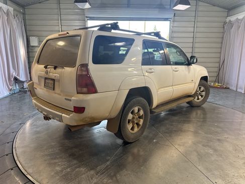 Used 2004 Toyota 4Runner SR5 image 5