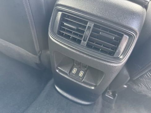 Used 2017 Honda CR-V EX-L image 18