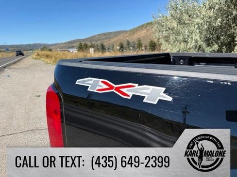 Used 2022 Chevrolet Colorado LT w/ Luxury Package AWD/4WD image 10