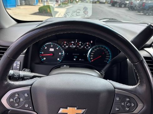 Used 2019 Chevrolet Tahoe Premier AWD/4WD image 13