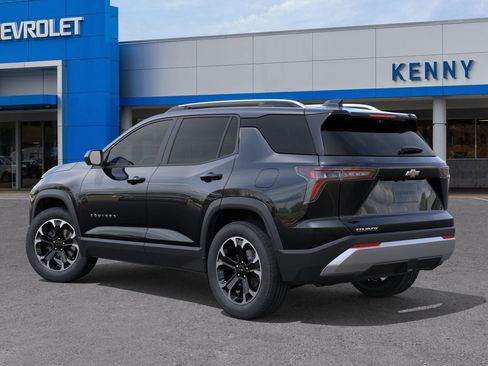 New 2026 Chevrolet Equinox LT w/ Convenience Package II image 3