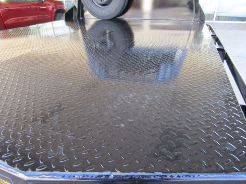 New 2026 RAM 3500 Tradesman w/ Chrome Appearance Group image 18