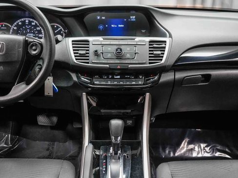Used 2017 Honda Accord LX image 14