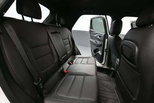Used 2025 Chevrolet TrailBlazer RS w/ Convenience Package FWD image 33