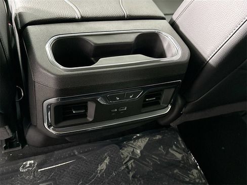 New 2026 GMC Sierra 3500 Denali w/ Denali Reserve Package image 21