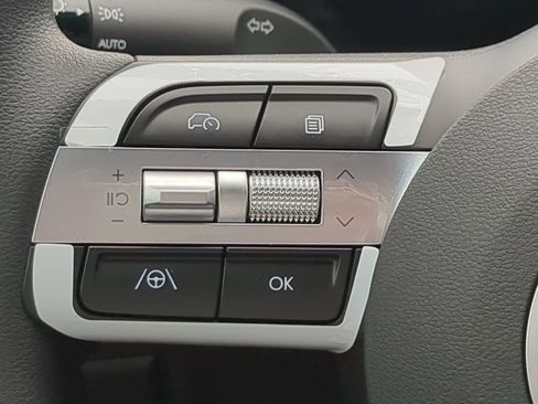 Certified 2025 Hyundai Santa Cruz SEL FWD image 19