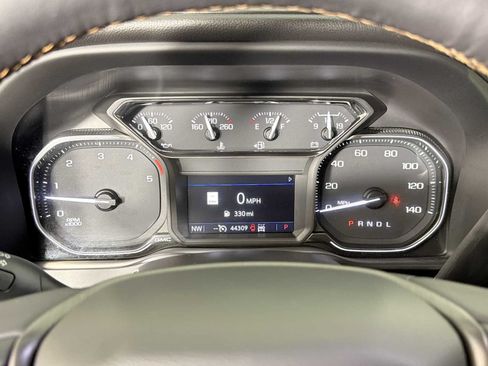 Used 2022 GMC Sierra 2500 AT4 w/ AT4 Preferred Package AWD/4WD image 29