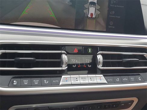 Used 2021 BMW X5 xDrive40i w/ M Sport Package image 19