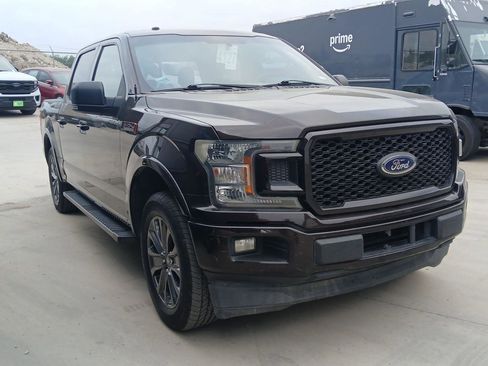 Used 2018 Ford F150 XLT w/ Equipment Group 302A Luxury image 3